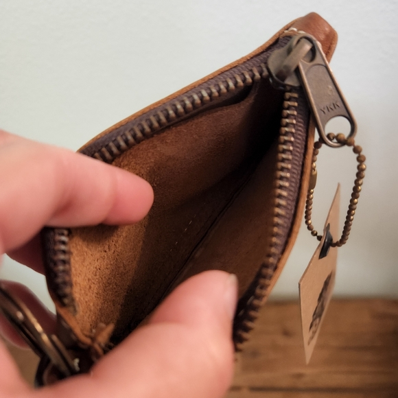 Oak River Jericho Whiskey ID Keychain With Lanyard - Picture 6 of 6